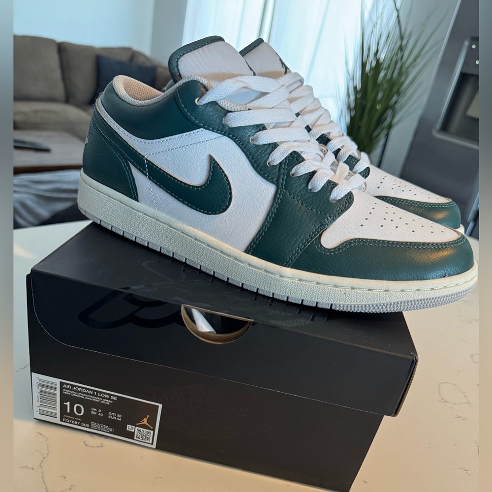 Air Jordan 1 Low SE